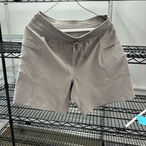 Alia Tan Cargo Shorts with Relaxed Fit